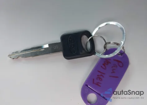 2006 Ford E-250 Commercial/Recreational z USA, uszkodzony, nr VIN 1FTNE24W96HB25008